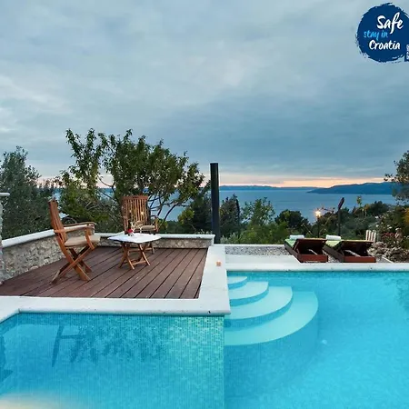Villa Keti